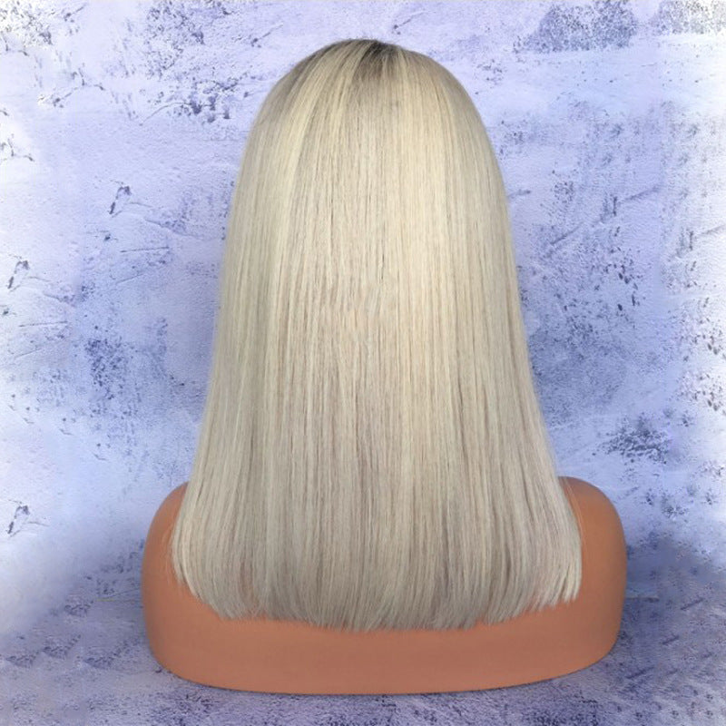 Silver-grey short hair Wig