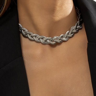 SNAKE BONE NECKLACE