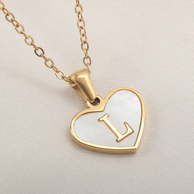 26 Letter White Shell Heart-shaped Necklace