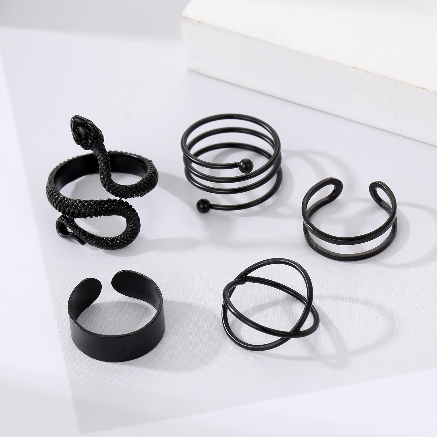BLACK SERIES RINGS