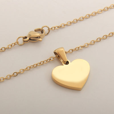 26 Letter White Shell Heart-shaped Necklace
