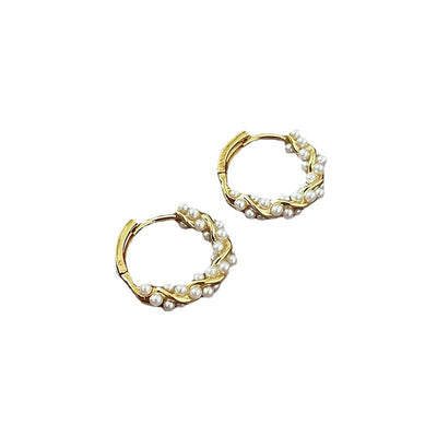 Circle Pearl Earrings