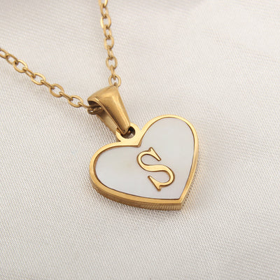 26 Letter White Shell Heart-shaped Necklace