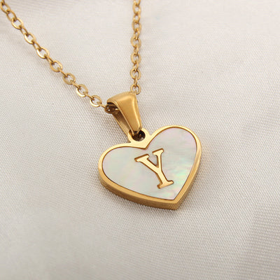 26 Letter White Shell Heart-shaped Necklace