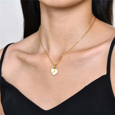 26 Letter White Shell Heart-shaped Necklace