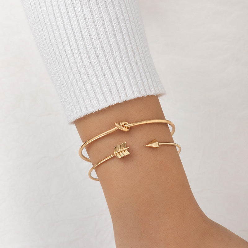 Round Arrow Bracelet