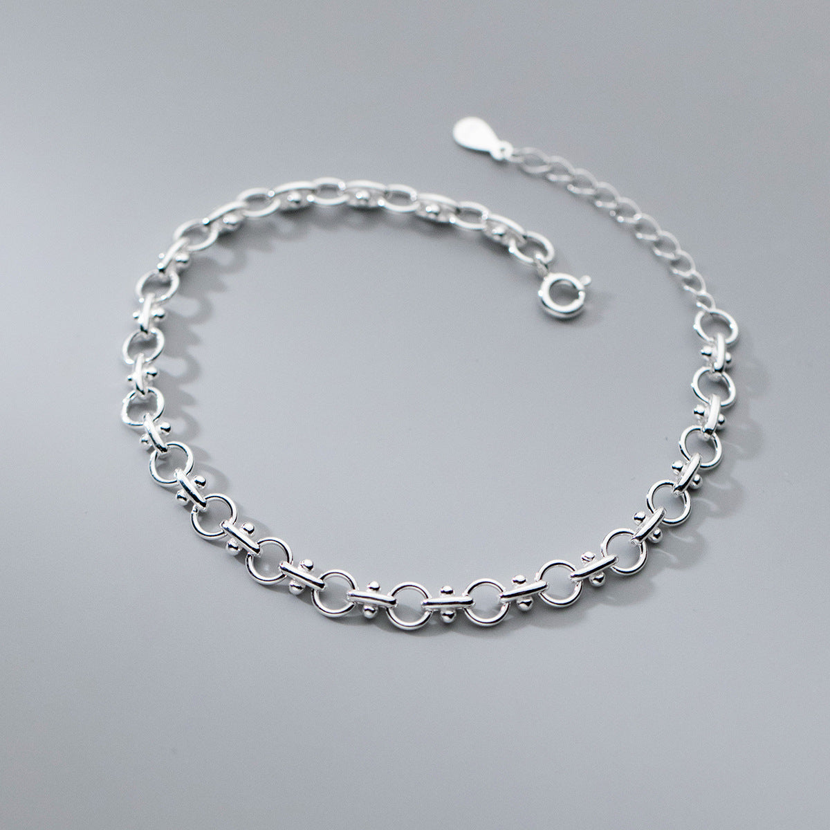 Hook Round Bracelet