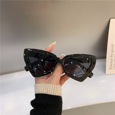 Cat eye sunglasses