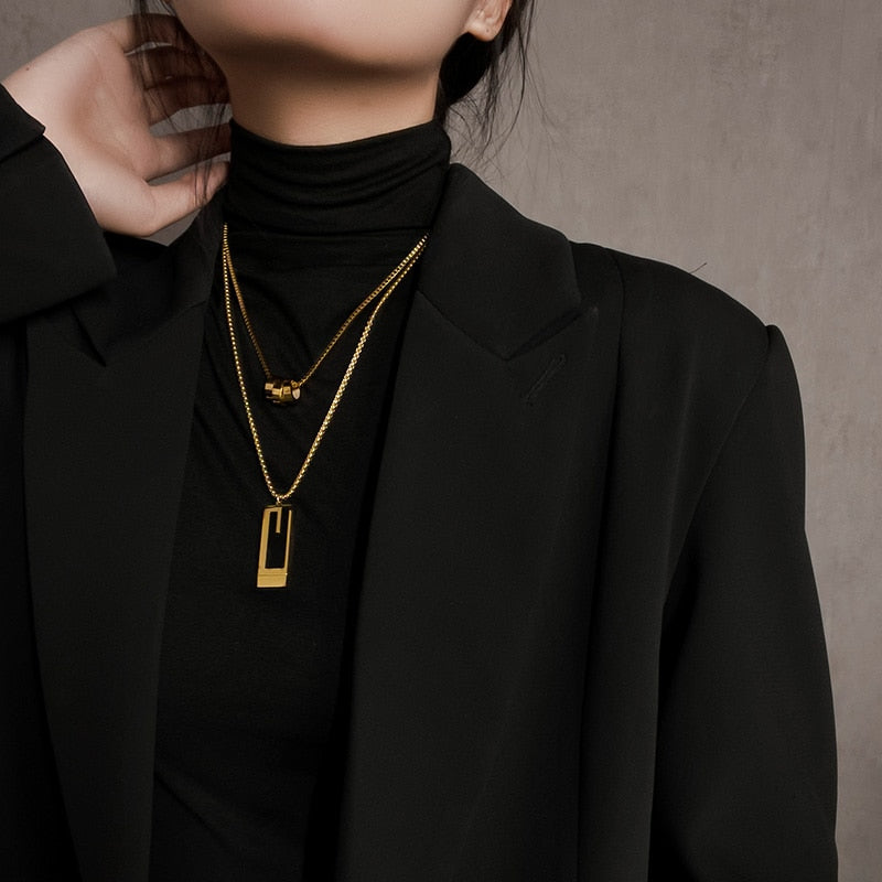 Staoya Necklace